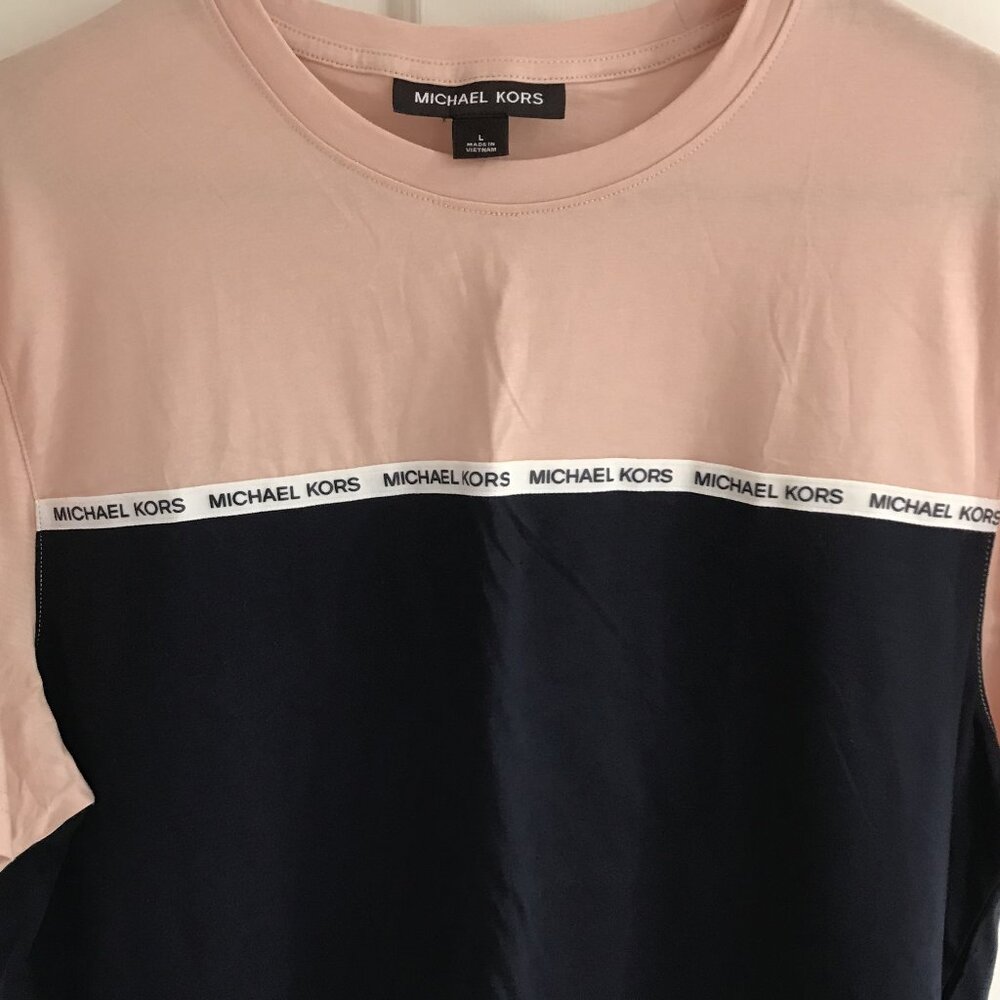 Michael Kors Black & Midnight Pink Crew Neck Casual Shirt L FLAWLESS - Picture 4 of 6